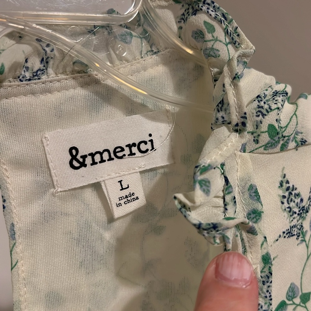 Floral Ruffle Women's Top - Green and Cream - Picture 4 of 15
